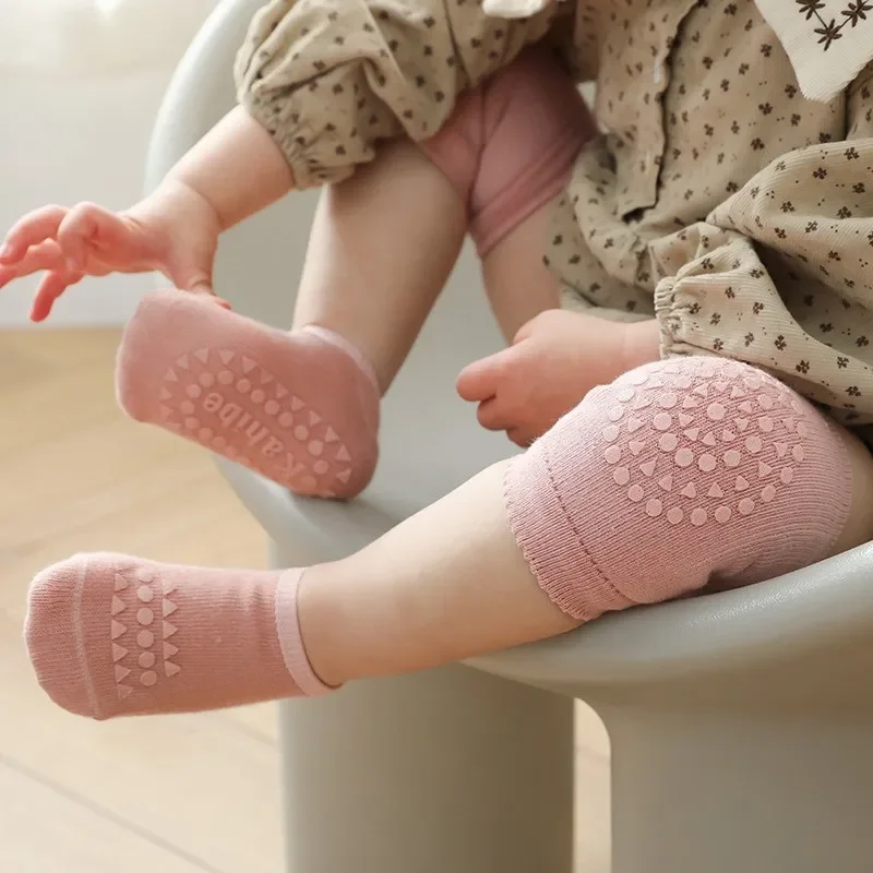 Baby kniebeschermers sokken se - Baby Knee Pad Crawling recensie en prijs